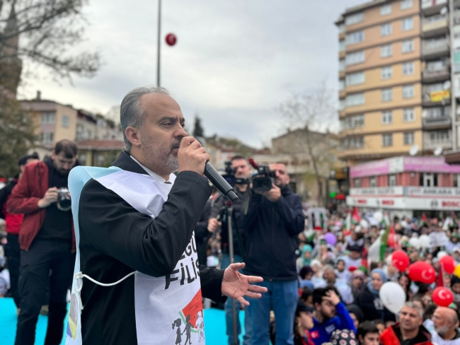Bursa'da Filistin için çocuklarla el ele zinciri