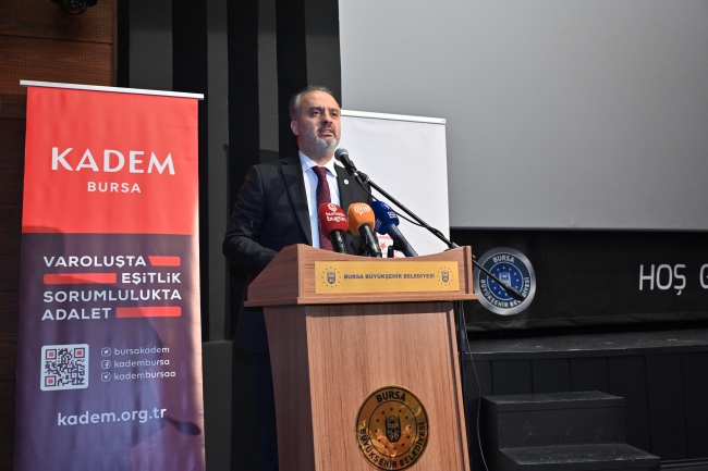 Bursa'da 'Kadına Yönelik Şiddete Karşı' panel düzenlendi