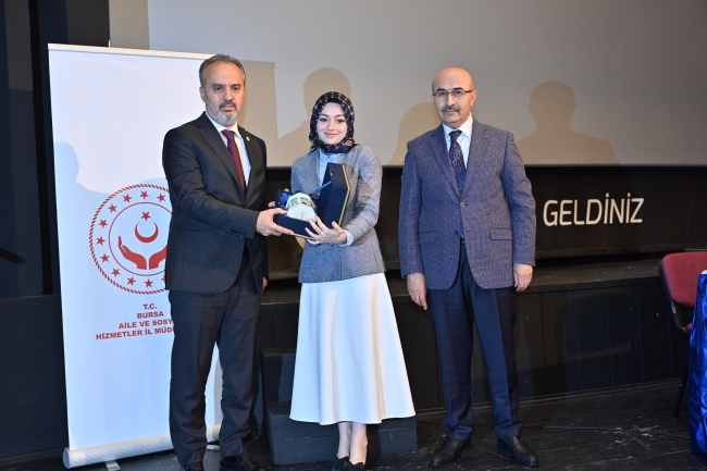 Bursa'da 'Kadına Yönelik Şiddete Karşı' panel düzenlendi