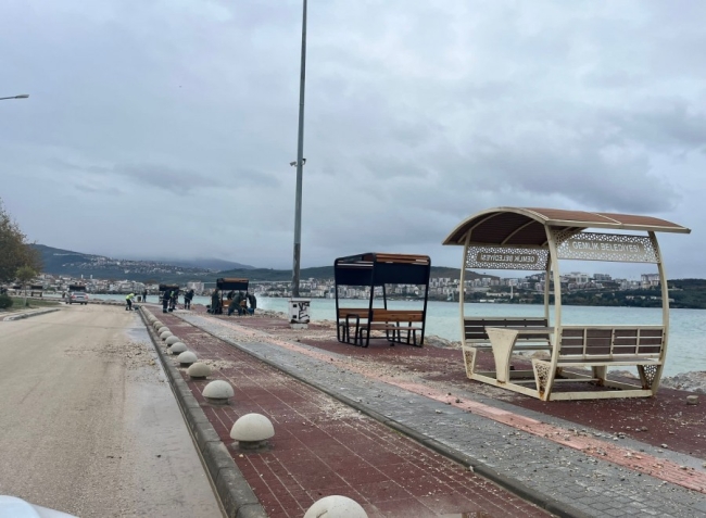 Bursa'nın Gemlik sahil yolu ulaşıma açıldı