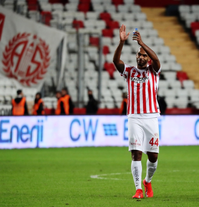 Naldo acı kayıplarının ardından sahalara döndü