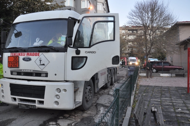Tankerinin altında kalan kadın hayatını kaybetti