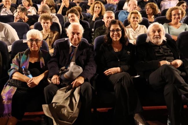 Gırgıriye İzmir'de galasını yaptı, izleyenler tam not verdi
