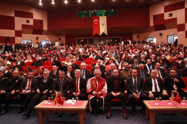 George İvanov: Dünya'nın kafası barıştan çok savaşla meşgul