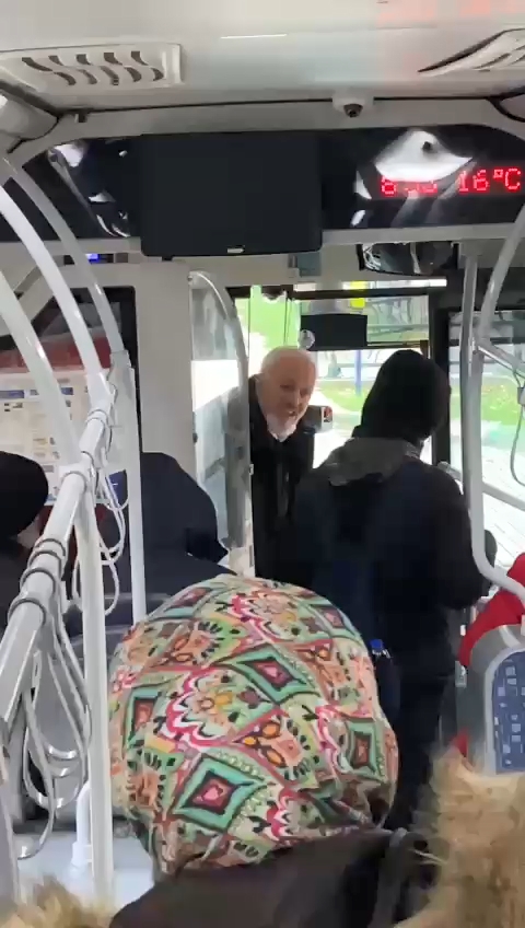 Bursa'da otobüs şoförü ile yolcu arasında 'bekleme' kavgası