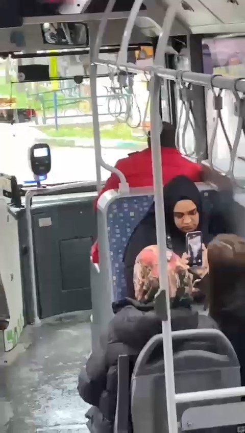 Bursa'da otobüs şoförü ile yolcu arasında 'bekleme' kavgası
