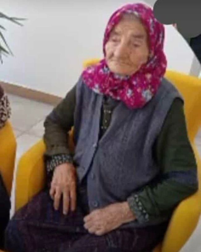 150'den fazla torunu olan Elmas nine, 124 yaşında hayatını kaybetti