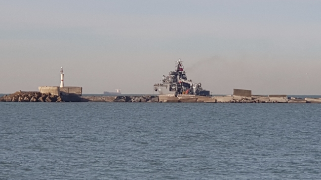 TCG Akın, kayıp denizciler için Ereğli'de