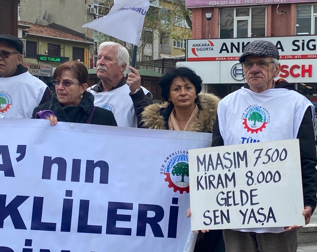 Bursa'da 2021 Tüm Emekliler Sendikası meydanlara indi