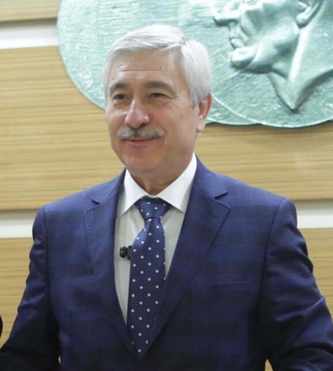 FETÖ sanığı eski rektör Hoşcoşkun hakkında karar çıktı!