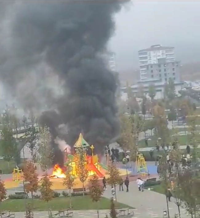 Çocuk parkının yakılmasında 9 PKK şüphelisine gözaltı