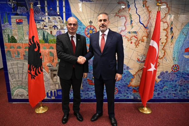 Bakan Fidan'dan diplomasi trafiği