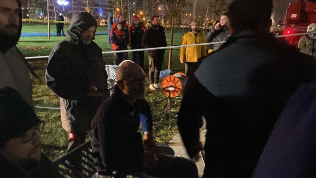 İstanbul'da gemi karaya oturdu! 11 kişilik mürettebat kurtarıldı