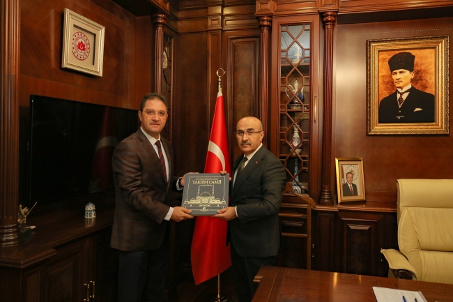 Başeğmez'den Vali Demirtaş'a ziyaret