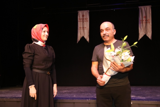 Hayat Hastanesi'nden kültürel yıl sonu programı