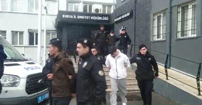 Her hafta Bursa'ya gelip tespih çalıyorlardı! Yakalandılar