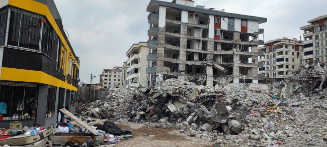 44 kişiye mezar olan sitede şoke eden iddia!