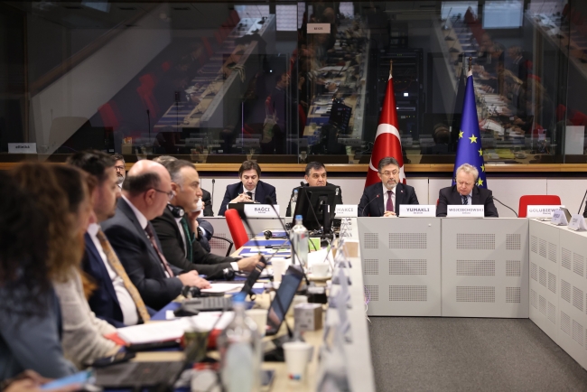 Bakan Yumaklı, Brüksel'de