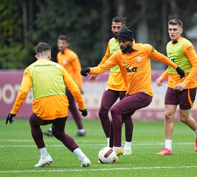 Galatasaray, Pendikspor mesaisine başladı
