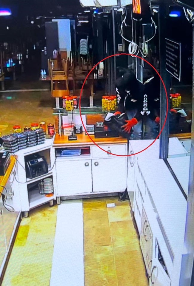Bursa’nın ünlü köftecisinde hırsızlık!