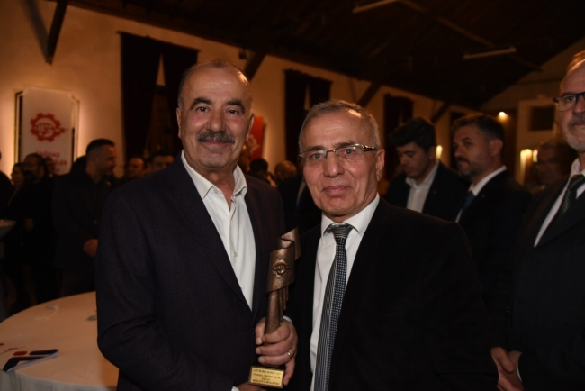 ÇGD Bursa Şubesi'nde yılın ödülleri sahiplerini buldu!