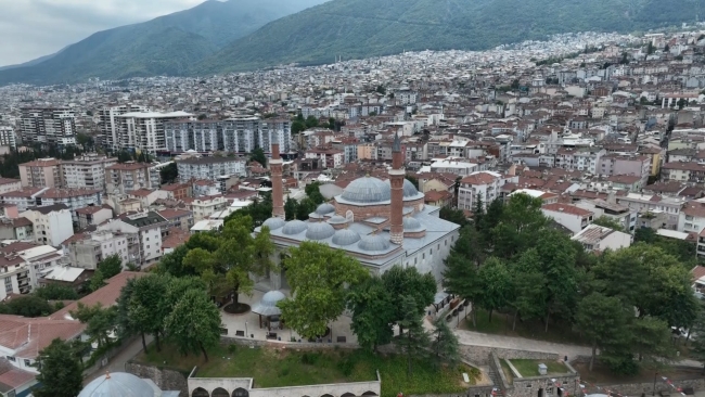 Türkiye'nin her yerinden Bursa'ya bu imamı dinlemeye geliyorlar!