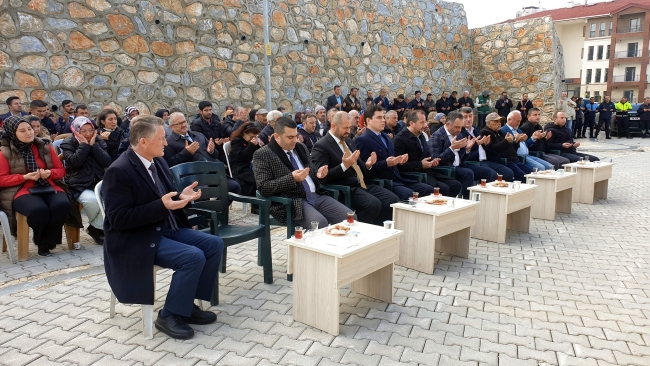 Orhaneli'de TOKİ konutları törenle teslim edildi