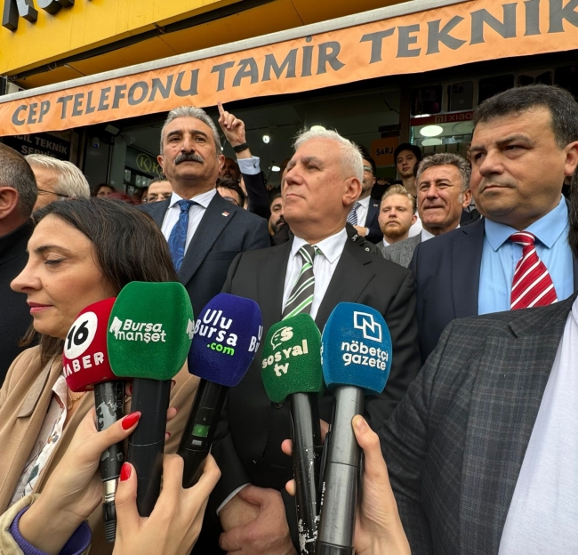 Mustafa Bozbey Büyükşehire adaylığını açıkladı!