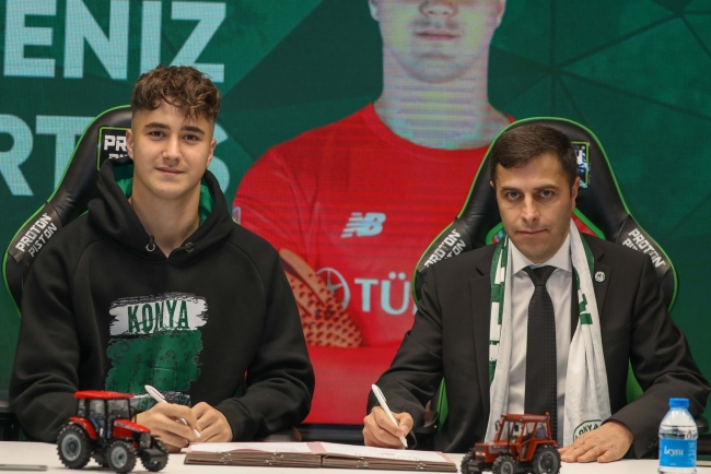 Konyaspor’da iç transferde iki önemli imza!
