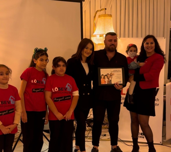LÖSEV'den Nöbetçi Gazeteye Ödül!