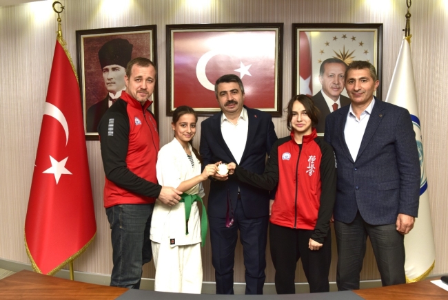 Başkan Yılmaz, şampiyonları ağırladı
