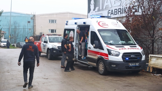 Bursa'da mobilya imalathanesinde yangın paniği