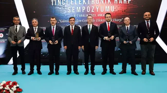 Cevdet Yılmaz: Mavi Vatan'da daha güçlü hale geleceğiz