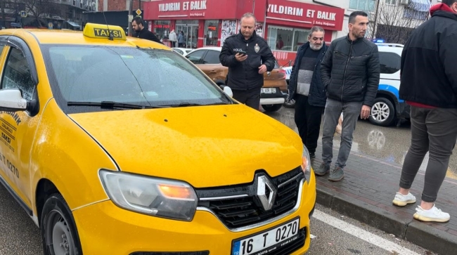 Bursa'da tartıştığı taksi şoförünü boynundan bıçakladı