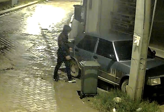 Hırsızlar 12 saatte kıskıvrak yakalandılar