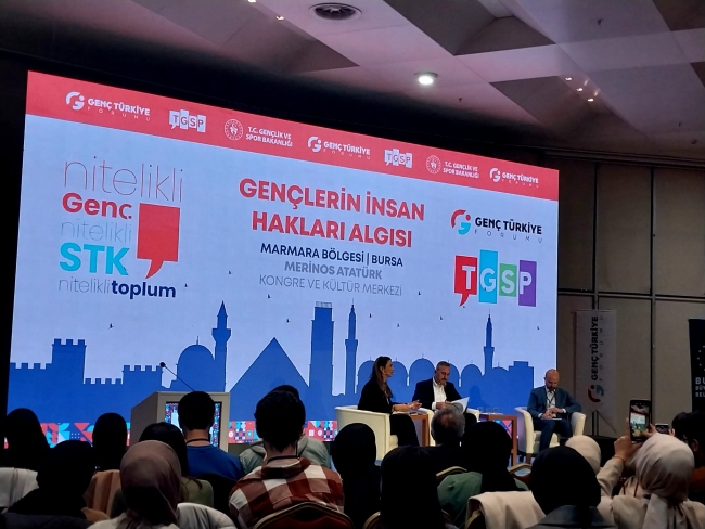 Türkiye Gençlik STK'leri Platformu'nun "Genç Türkiye Forumu" Bursa'da yapıldı