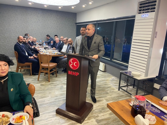 MHP Yıldırım, muhtarlar ile bir araya geldi