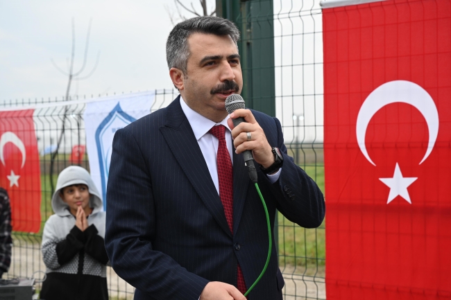 Yıldırım Belediyesi'nden Sungu'ya gençlik parkı