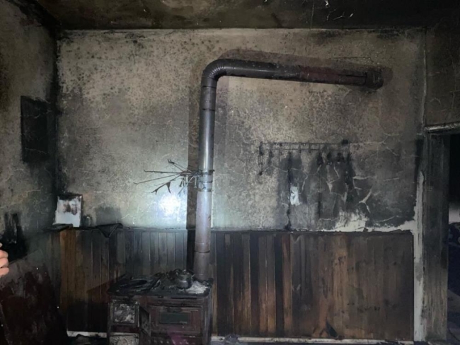 Bursa’da yaşlı adamın evinde çıkan yangın korkuttu