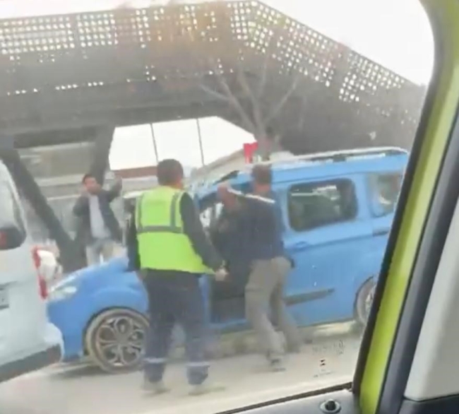 Bursa'da trafikte dehşet anları!