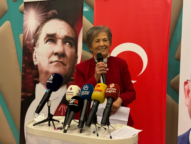 CHP Bursa kadın adaylarını tanıttı