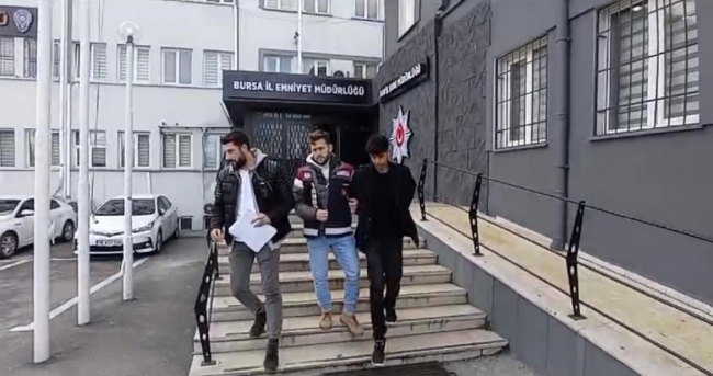 Bursa'da kendini polis olarak tanıttı 600 bin lirayı böyle dolandırdı