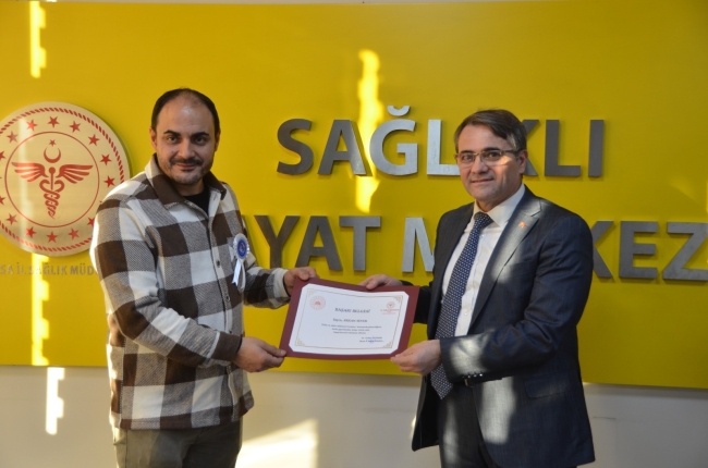Bursa'da sigarayı bırakanlara başarı belgesi verildi