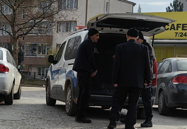Bursa'da kapısını açınca şoke oldu! Oğlu ondan habersiz...