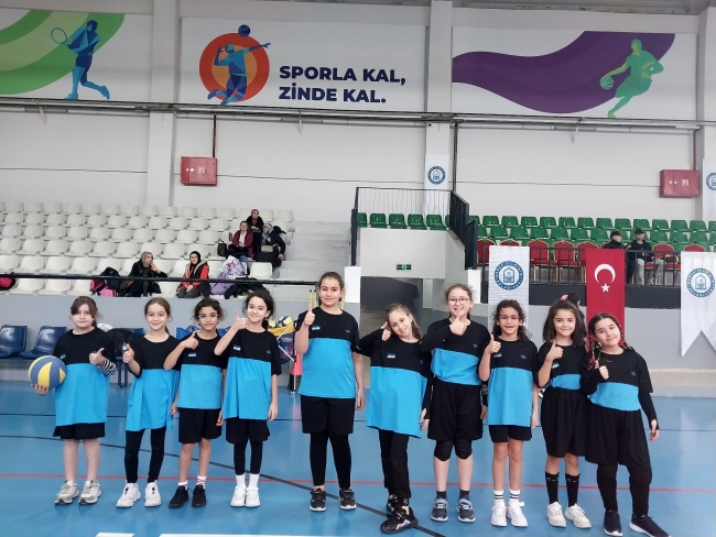 Yıldırım Belediyesi Çok Amaçlı Spor Kompleksi hizmete açıldı