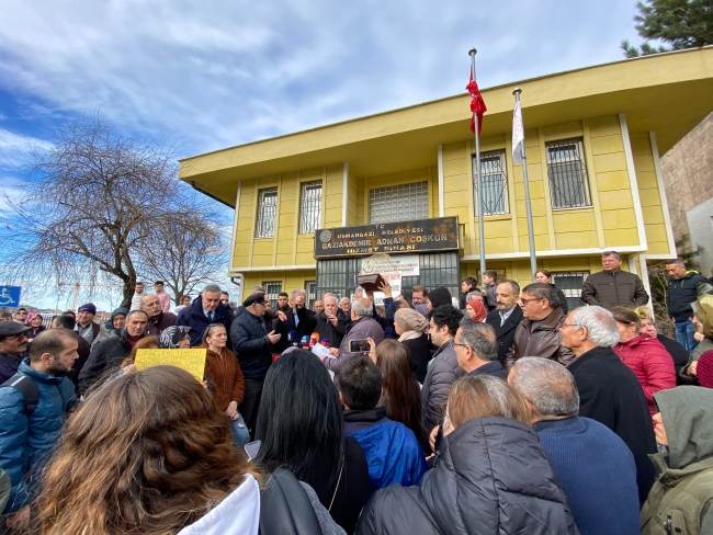 CHP Bursa'dan Gaziakdemir'de 'Rantsal dönüşüme hayır' eylemi