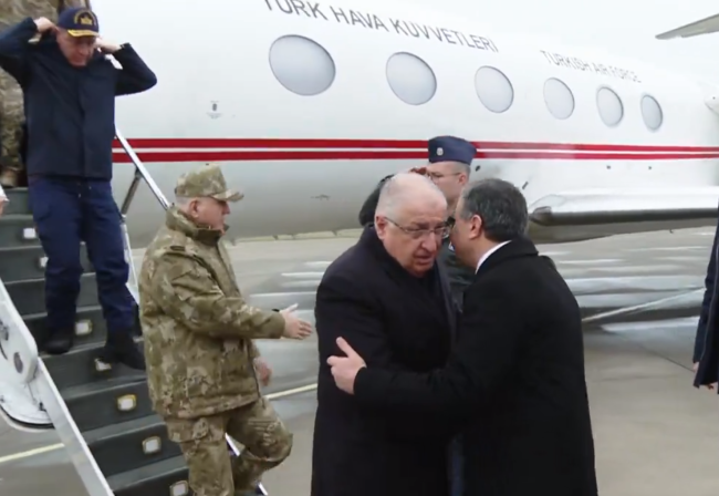 Bakan Güler, Irak sınır hattına gitti!