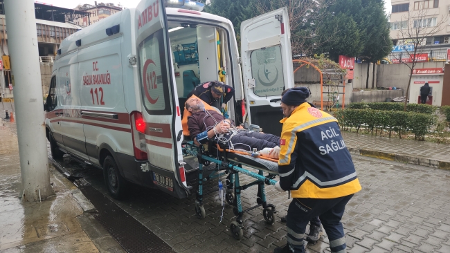 Aynı aileden 5 kişi sobadan sızan gazdan zehirlendi