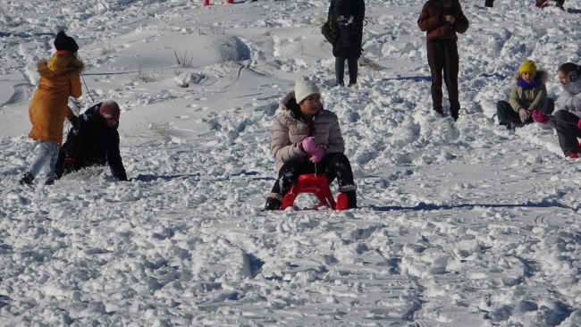 Uludağ'da günlük kayak maliyeti dudak uçuklattı!