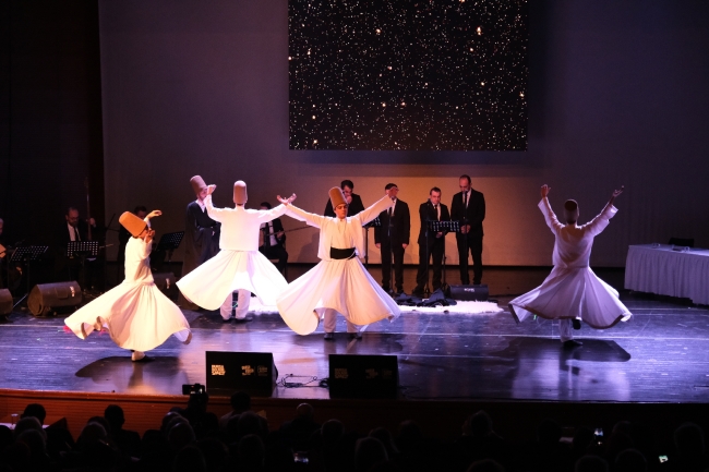 Bursa'da mevlana şiirlerinden besteler yarıştı